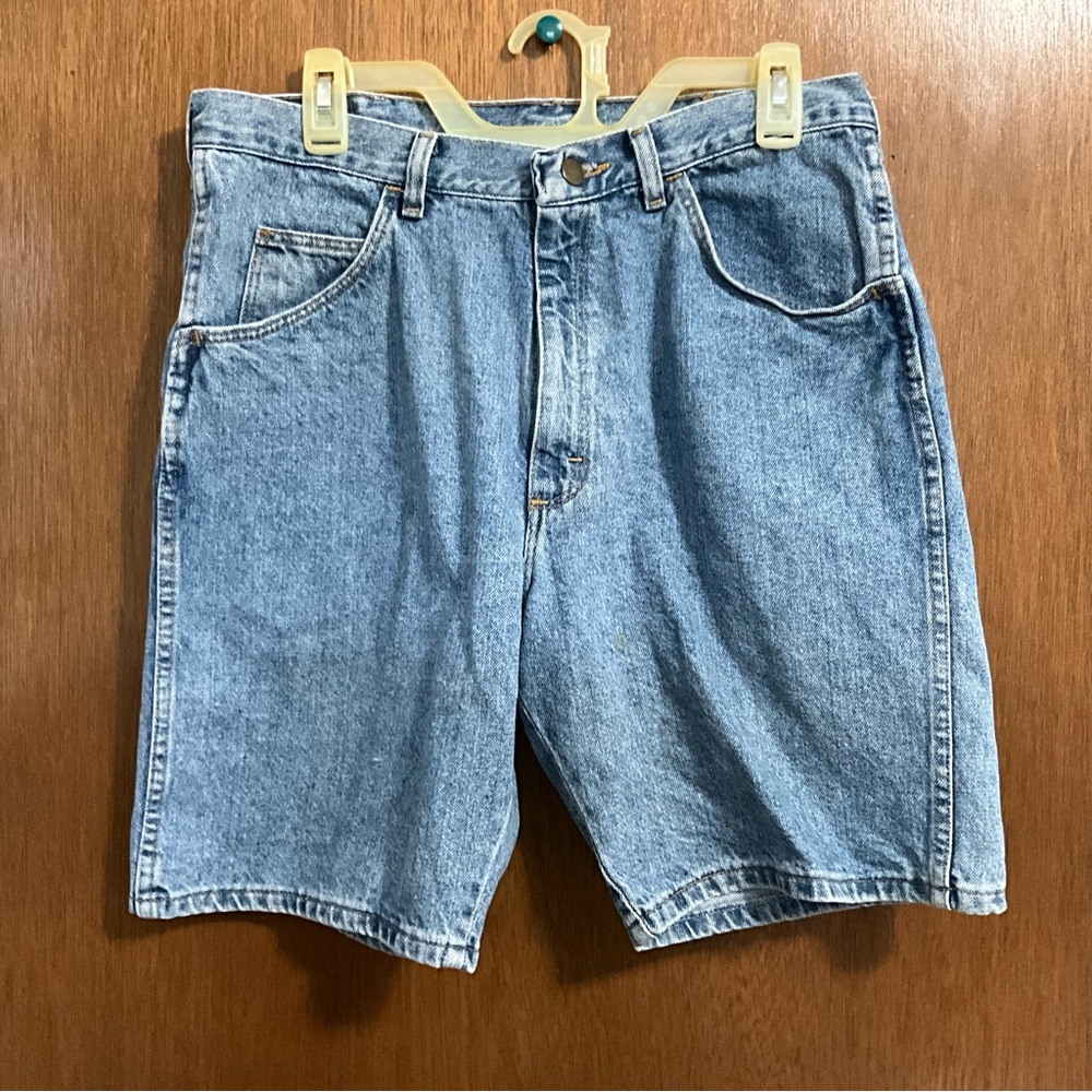 VTG Wrangler 60601SW Men's Med Blue Wash All Cotton Denim Shorts Size 34